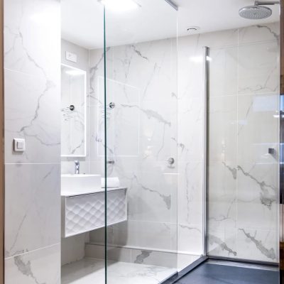 DOUCHE-cabine -hotel-au30- Lille-Miroitereies-Dubrulle
