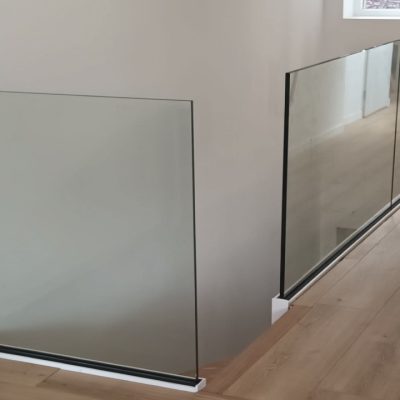 Garde-corps-intérieur-étage-verre-feuilleté-trempé-clair-Miroiteries-Dubrulle