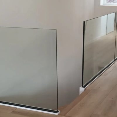 Garde-corps-intérieur-étage-verre-feuilleté-trempé-clair-Miroiteries-Dubrulle