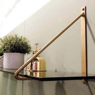etagère-verre-bronze-triangle-doré-Miroiteries-Dubrulle