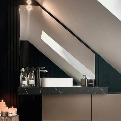 miroir-mon-appartement-lillois-salle-de bain-soupente-forme-sur-mesure-Miroiteries-dubrulle
