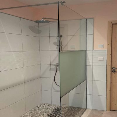 paroi-douche-verre-sablé-dépoli-Miroiteries-Dubrulle