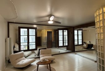 miroirs-clairs-sur-mesure-mur-lit-escamotable-studio-paris-lille-miroiteries-dubrulle-installation