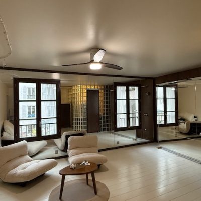 miroirs-clairs-sur-mesure-mur-lit-escamotable-studio-paris-lille-miroiteries-dubrulle-installation