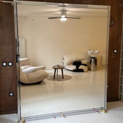 miroirs-clairs-sur-mesure-lit-escamotable-renovation-studio-paris-lille-miroiteries-dubrulle-installation