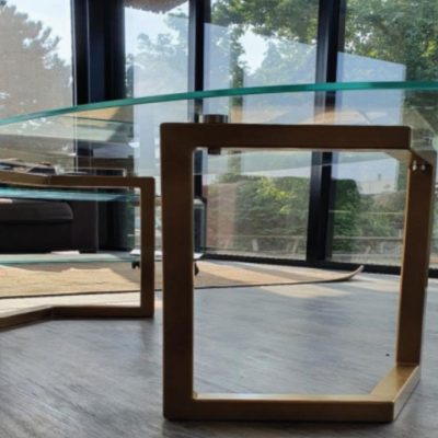 table-basse-verre-trempé-pieds-dorés-Miroiteries-Dubrulle